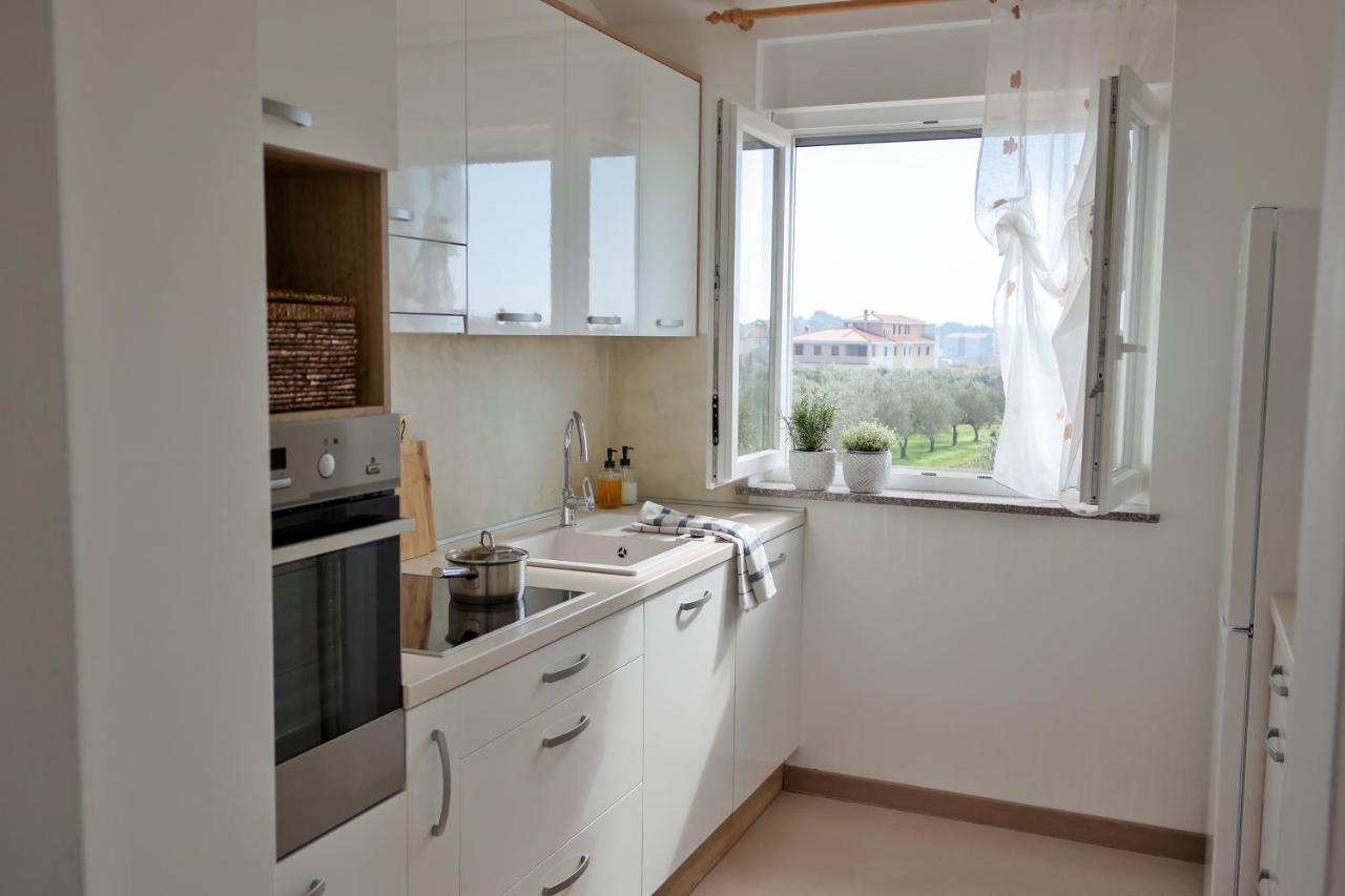 Karbonaca Apartments Fazana Ngoại thất bức ảnh